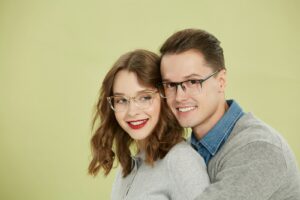 A man and a woman posing for a picture